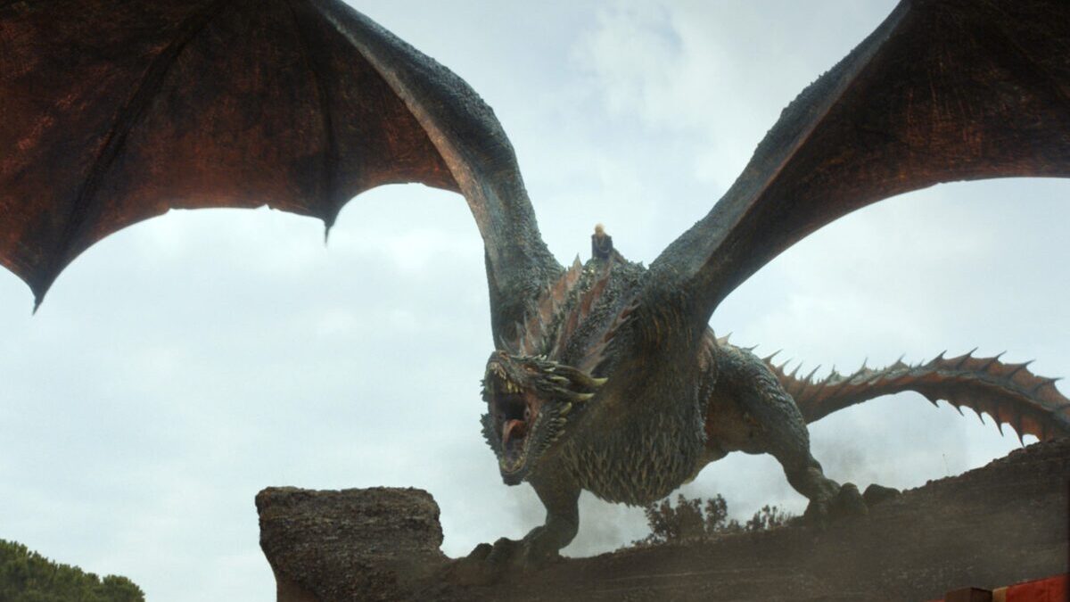 Daenerys riding Drogon in the battle for Slaver's Bay