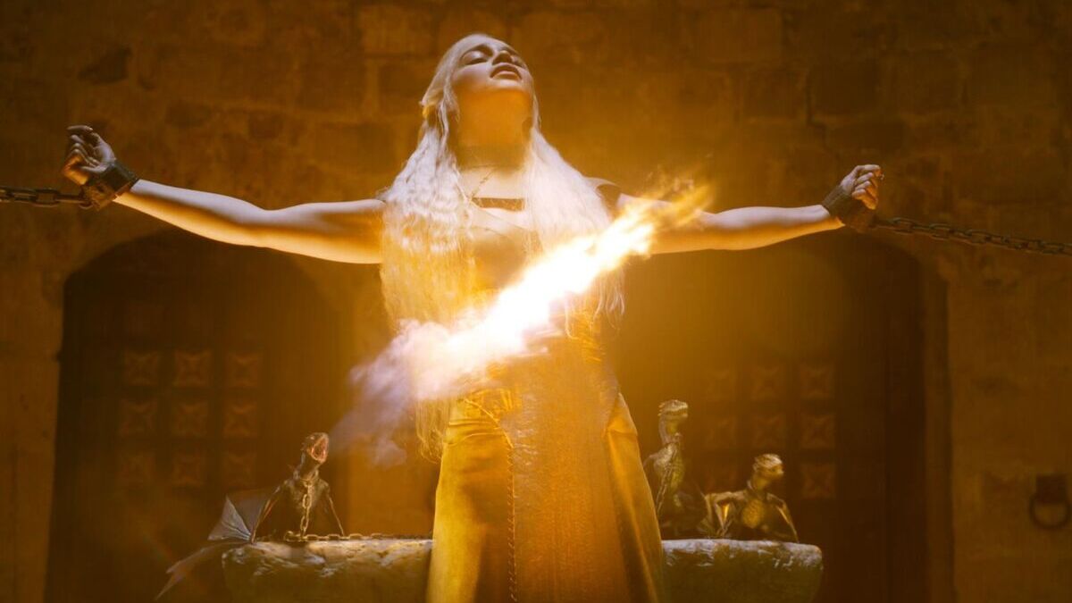 Daenerys' dragons breathing fire in House of the Undying