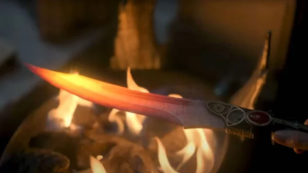 Catspaw dagger inscription